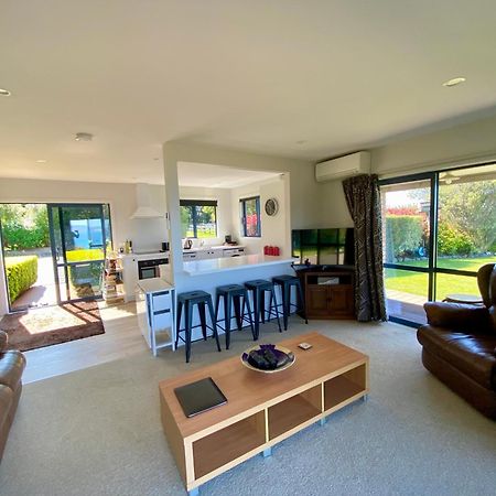 Villa Ocean & Mountain Views - Kaikoura Exterior foto