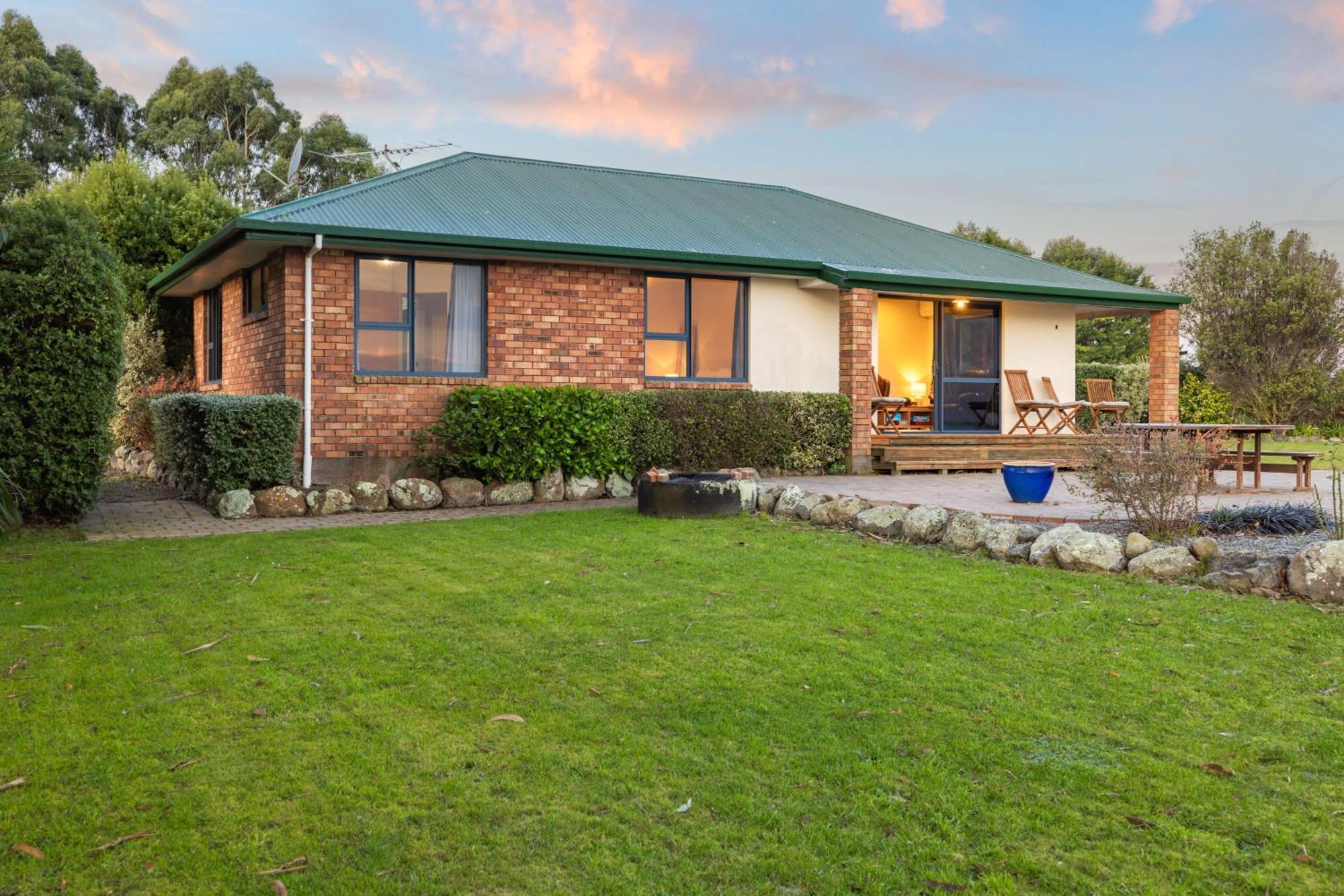 Villa Ocean & Mountain Views - Kaikoura Exterior foto